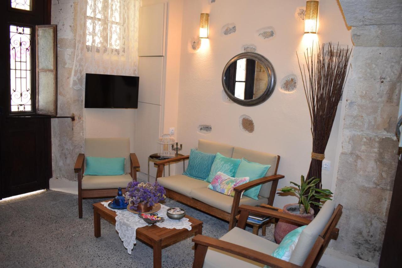 Loggia Traditional Suites Rétino Exterior foto