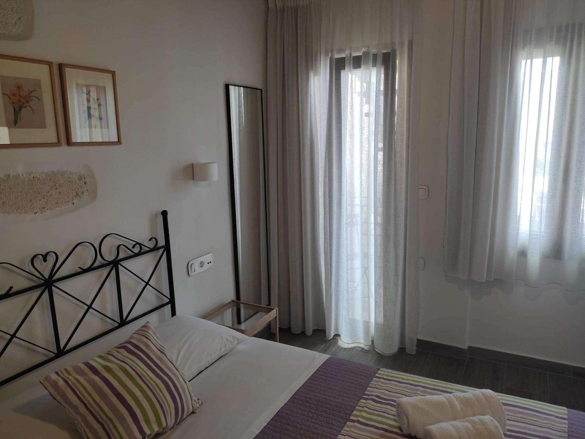 Loggia Traditional Suites Rétino Habitación foto